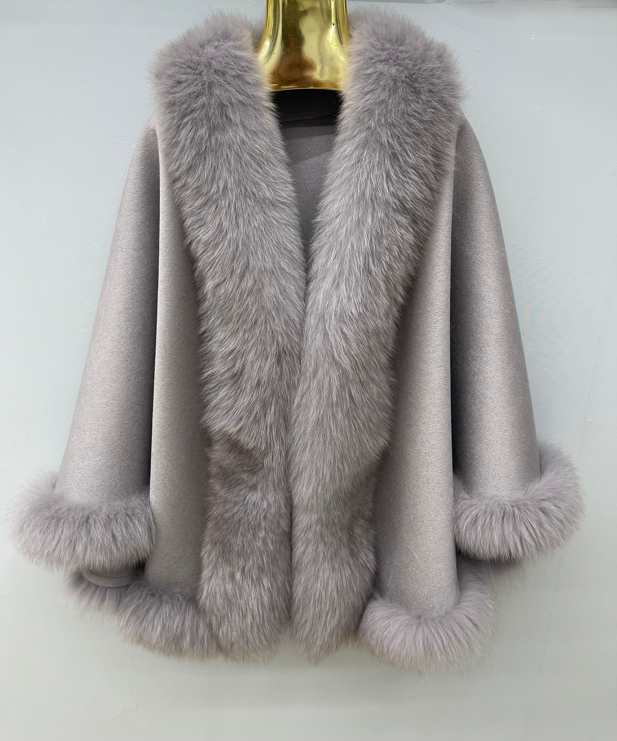 Women's Cashmere Wool Wrap Cape with Fox Fur Grey