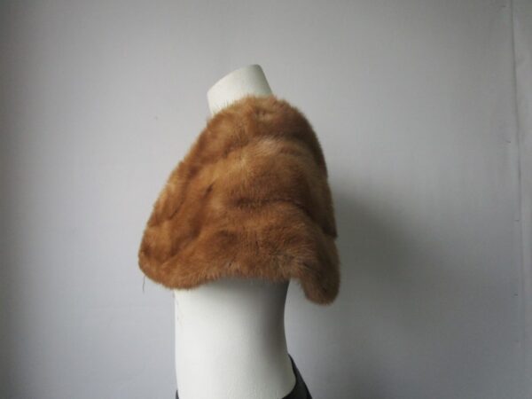 Mink Fur Collar Shawl Stole Wrap Cape MINT Wedding - Image 2