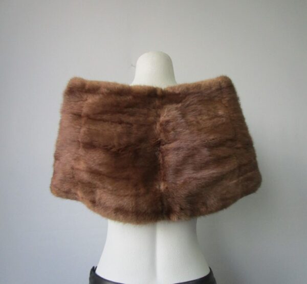 Muskrat Fur Stole Wrap Cape MINT - Image 3
