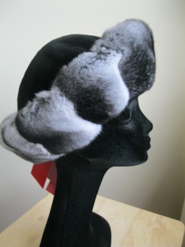 Sheared Mink Fur Hat with Chinchilla Fur - Image 4