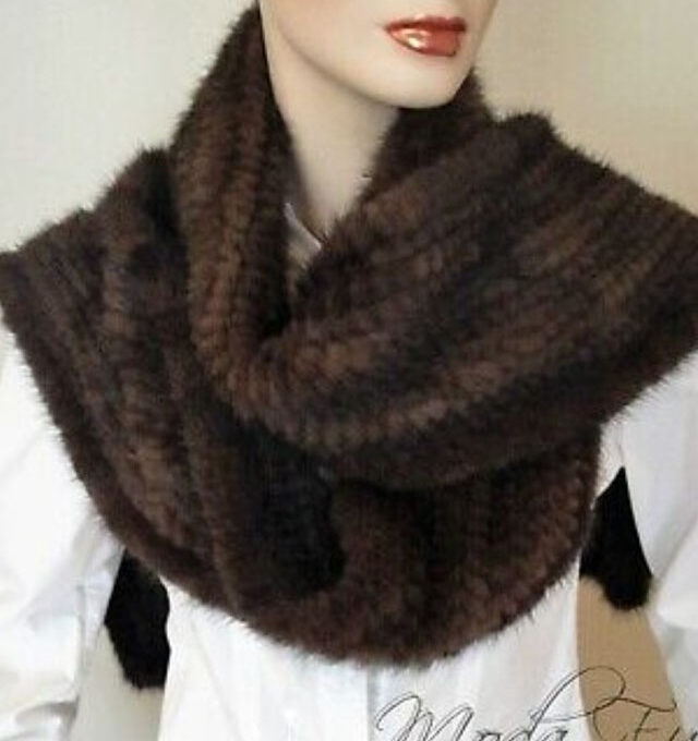 Knitted Mink Black / Dark Ranch Fur Scarf