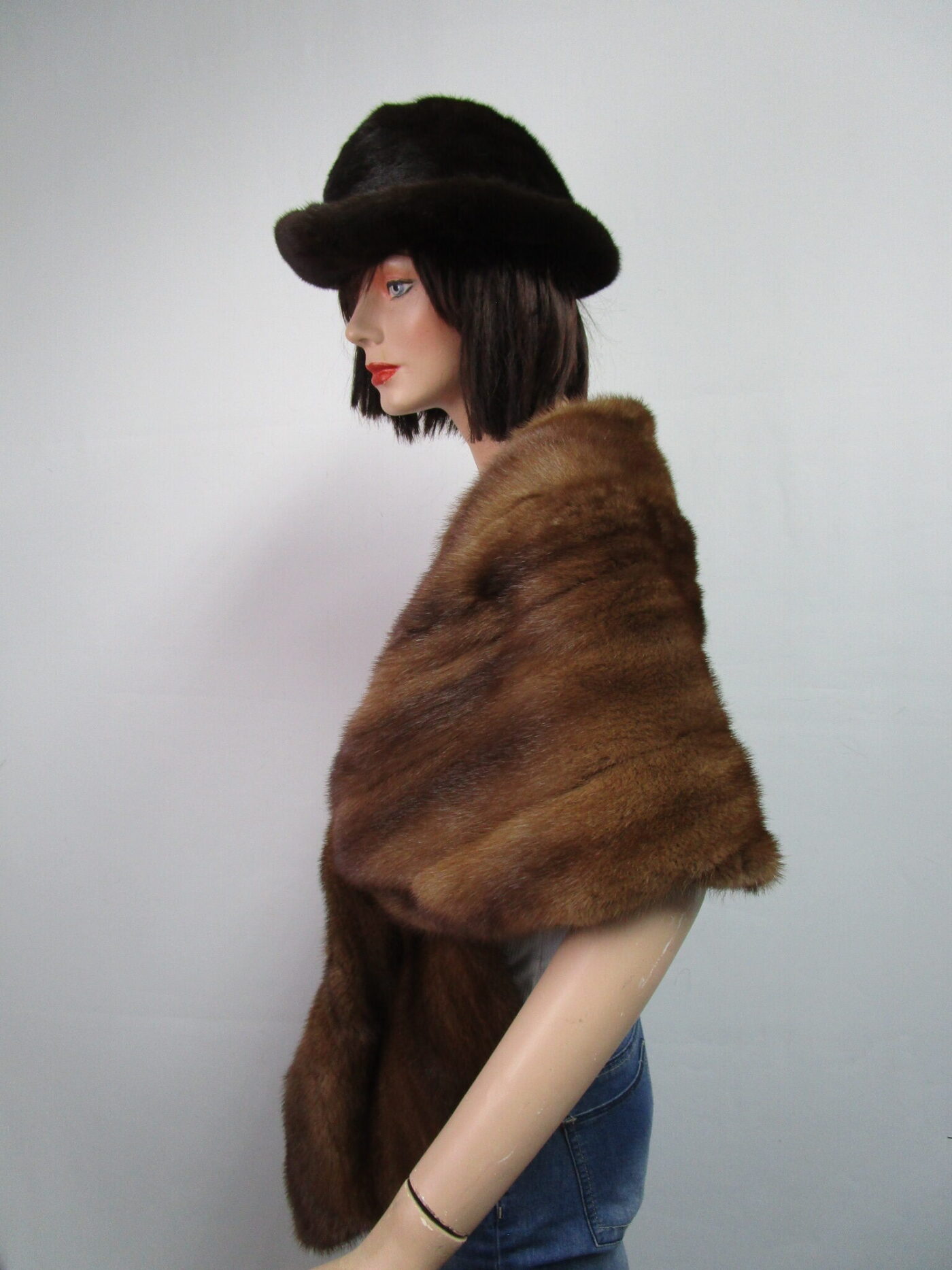 Mink Fur Cape Shawl Stole Wrap Cape WEDDING Showroom New - Image 2