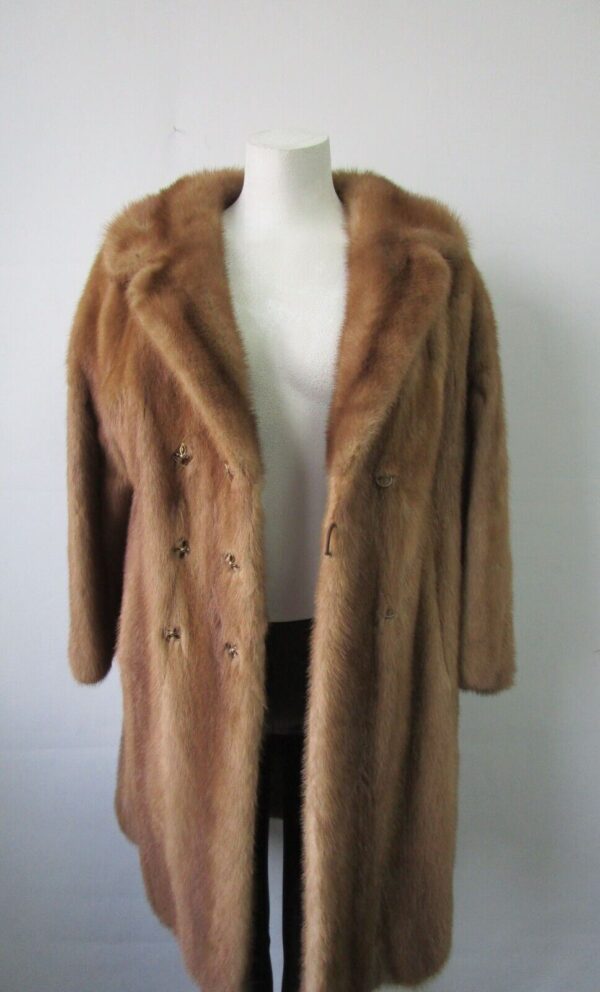 Women's Sz 6 MINT Pastel Mink Fur Coat SALE Woman - Image 2