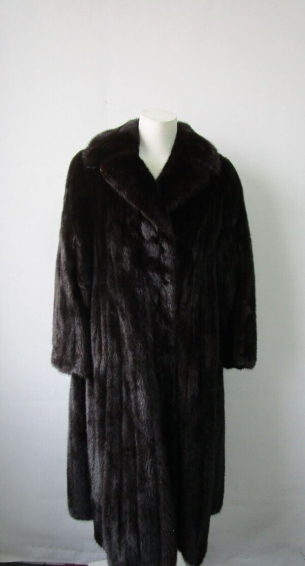 Women's Sz 6 Dark Ranch SUPERB Mink Fur Coat Woman - Image 2