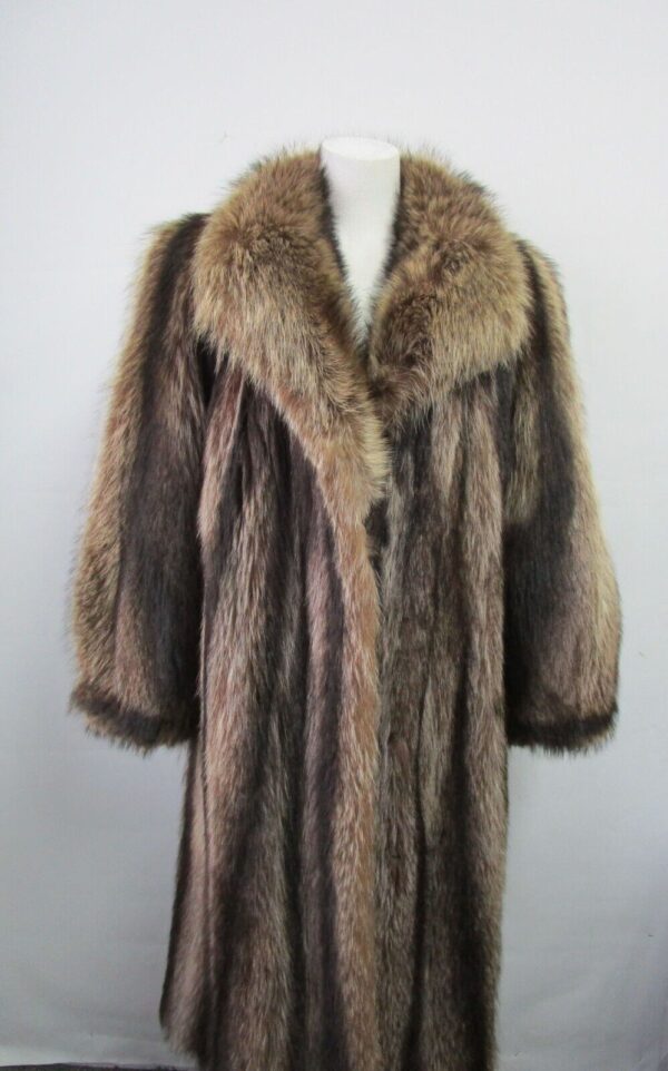 Women's Sz 10 Raccoon Fur Coat Jacket MINT+ SALE Woman - Image 2