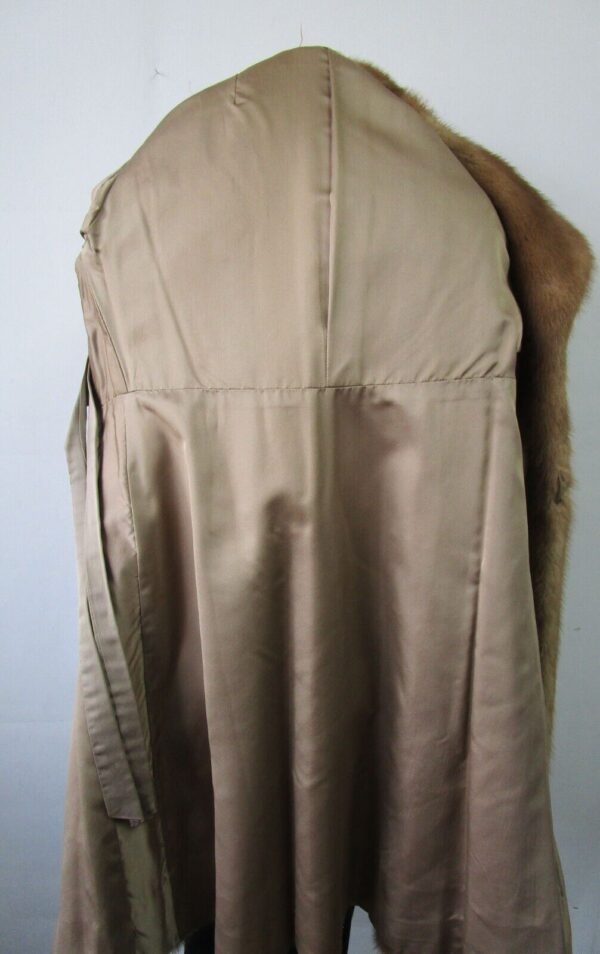 Women's Sz 8 Canada Majestic Pastel Mink Fur Coat Jacket MINT Woman - Image 4