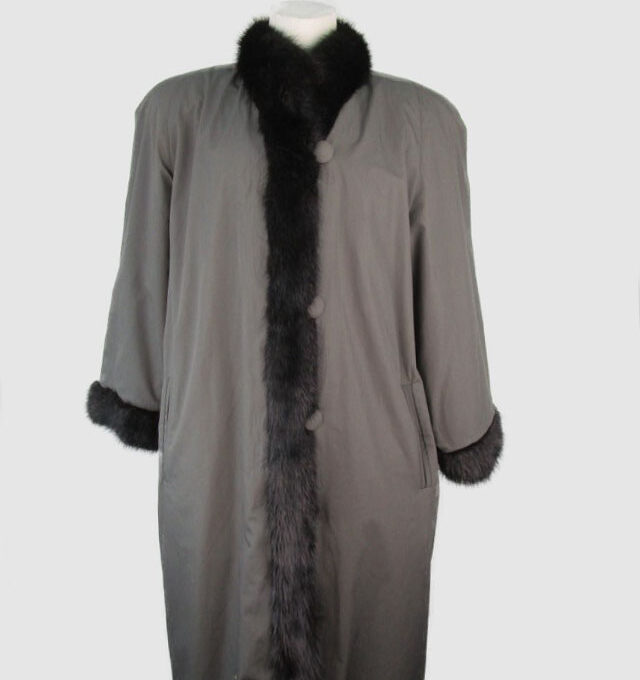 Muskrat Fur Coat Reversible Raincoat Sz 12 MINT+ Woman Women's