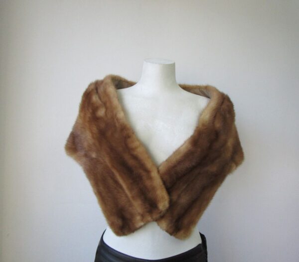 Women's Sz Medium Mink Fur Stole Cape Wrap MINT WEDDING Woman