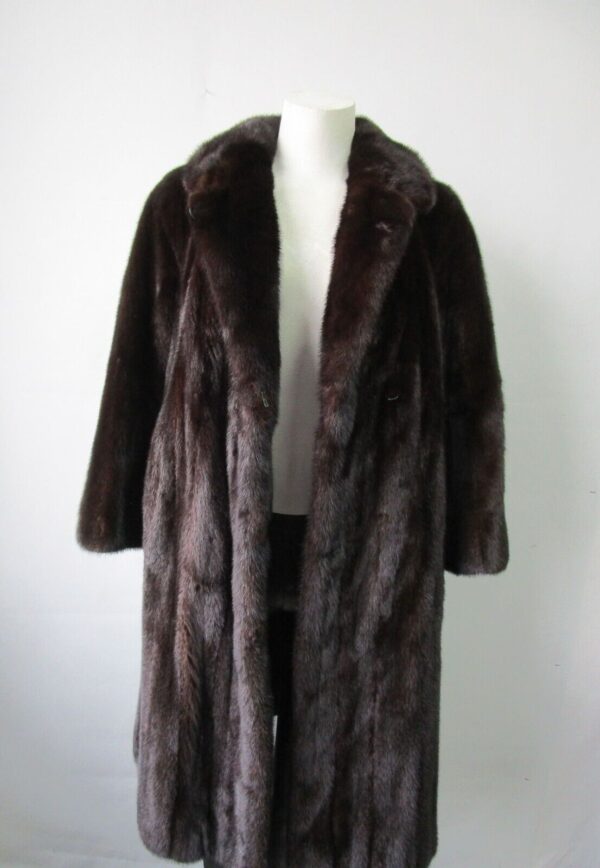 Women's Sz 8 Dark Ranch FEMALE Mink Fur Coat MINT Woman - Image 2