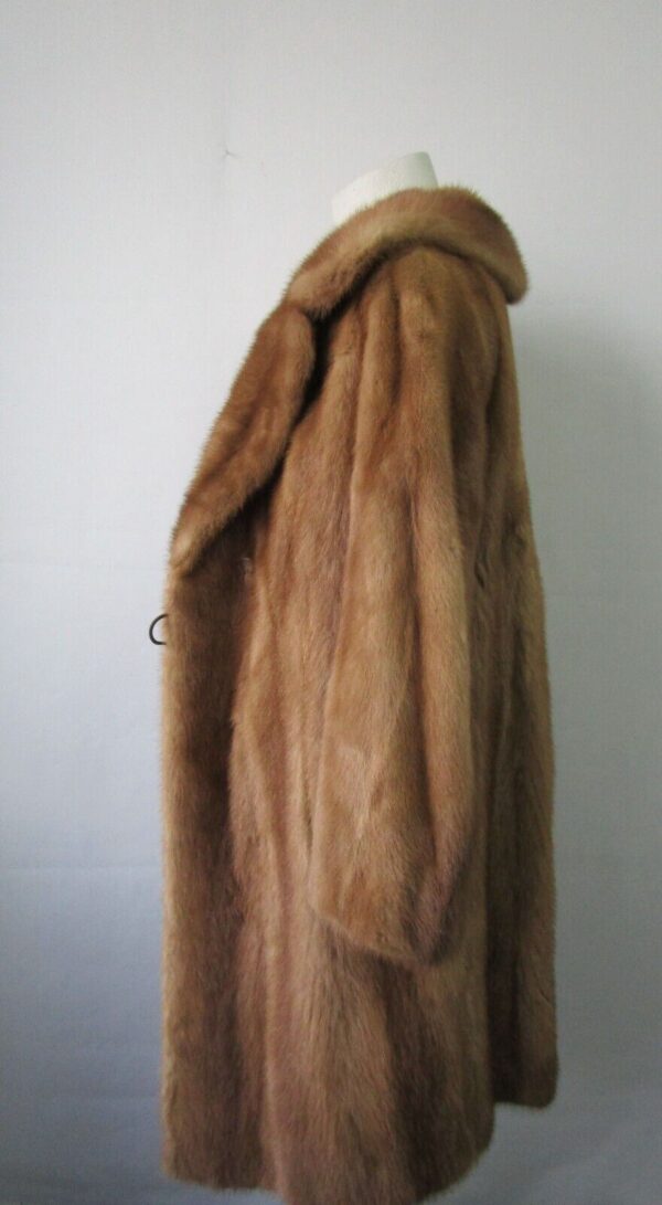 Women's Sz 6 MINT Pastel Mink Fur Coat SALE Woman - Image 3