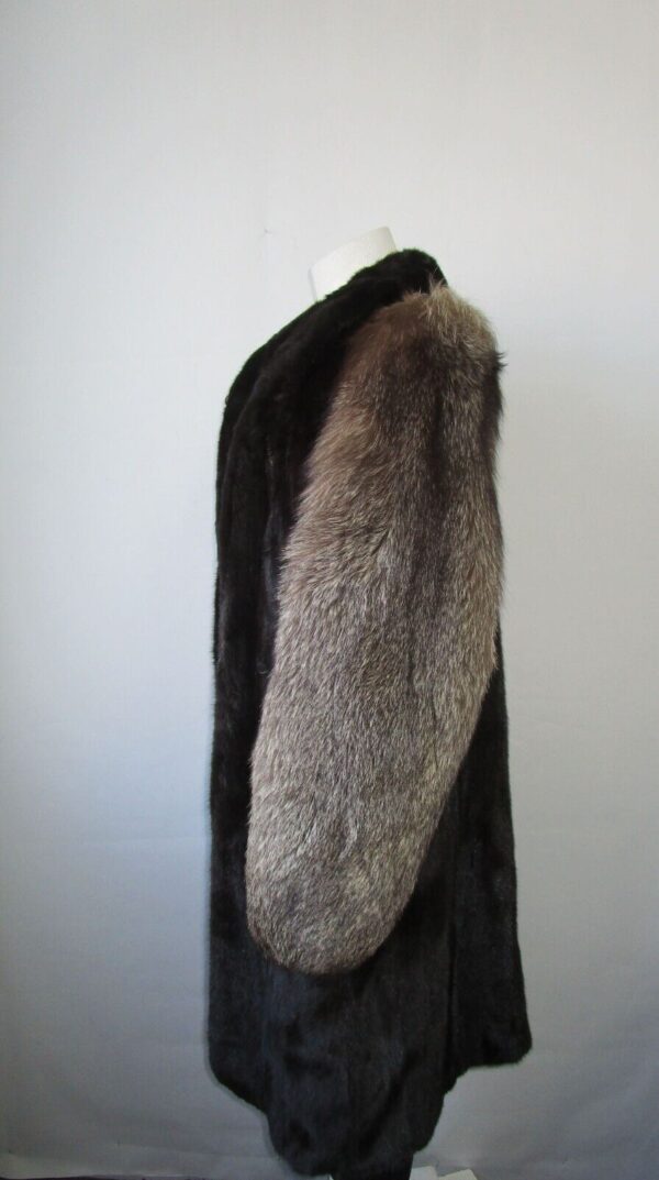 Women's Sz 6 Black Mink Fur Coat Jacket with Silver Fox Fur MINT+ Woman - Image 4