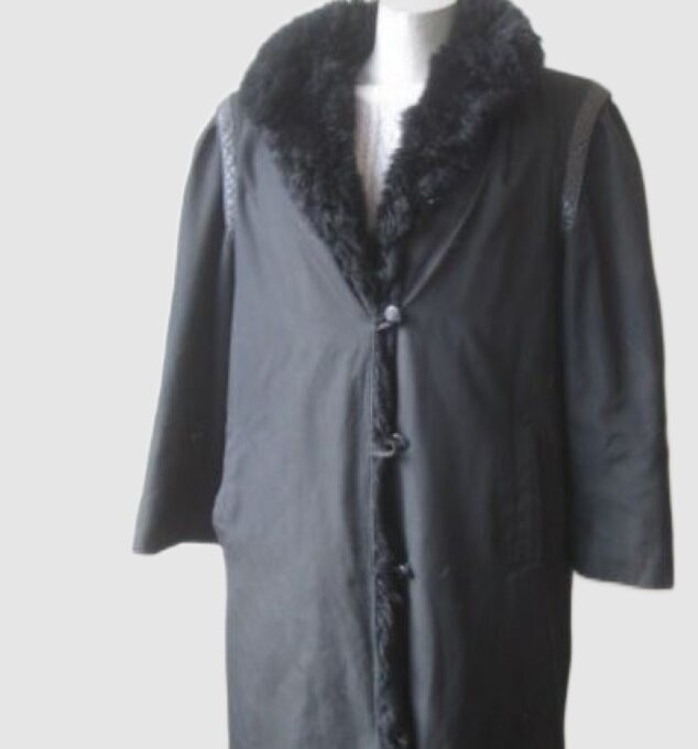 Raincoat with Detachable Black Opossum Fur Vest Lining Women's Sz 14 MINT