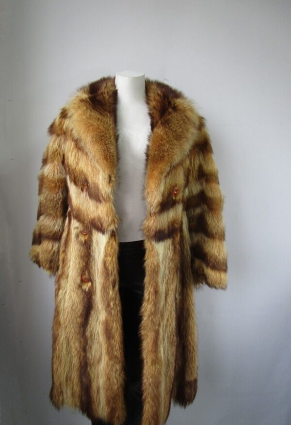 Women's Sz 4 Tanuki Raccoon Fur Coat Jacket MINT Woman - Image 3