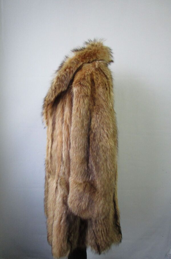 Women's Sz 8 Tanuki Raccoon Fur Coat Jacket MINT Woman - Image 3
