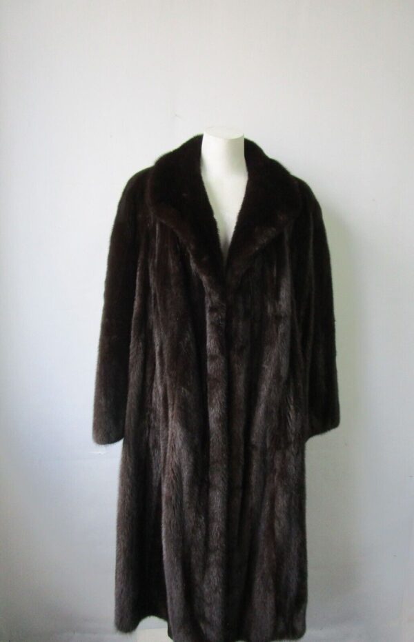 Women's Sz 16/18 XL Dark Ranch Mink Fur Coat MINT+ Woman - Image 2