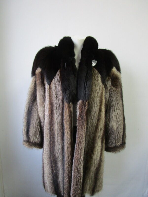 Women's Sz 6 Superb Raccoon & Black Fox Fur Coat Jacket HOOD Ladies Woman - Image 2