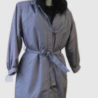 Women's Sz 10 MINT Raincoat with Detachable Opossum Fur Vest Lining