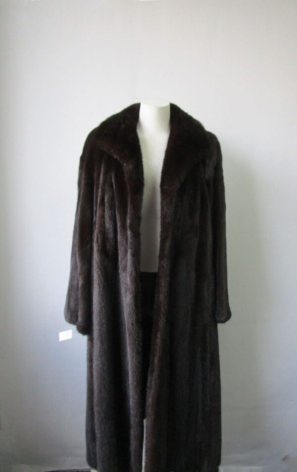 Women's Sz 10/12 Dark Ranch Mink Fur Coat MINT+ Woman - Image 2
