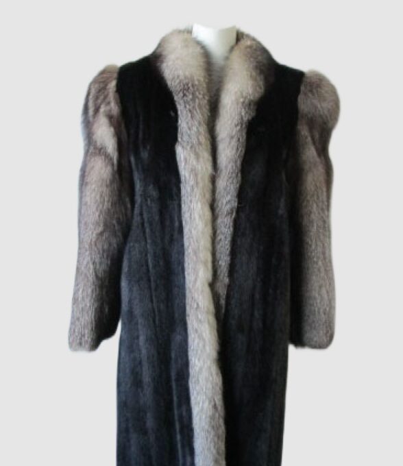 Women's Sz 6 Black Mink Fur Coat with Silver Fox Fur Collar EXCELLENT