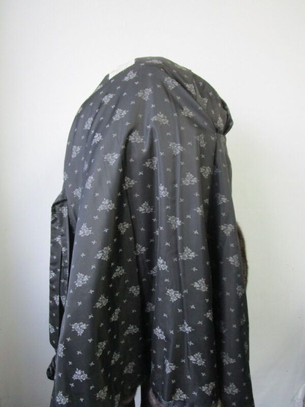 Women's Sz 6 Blue Iris Mink Fur Coat Jacket Superb Woman - Image 4