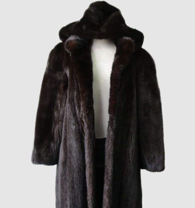 Women's Sz 6 Canadian Dark Ranch Mink Fur Coat with Hood MINT Woman