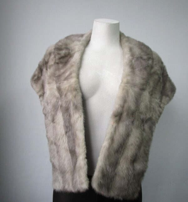 Women's Sapphire Mink Fur Stole Wrap Cape Wedding Woman MINT+ - Image 3