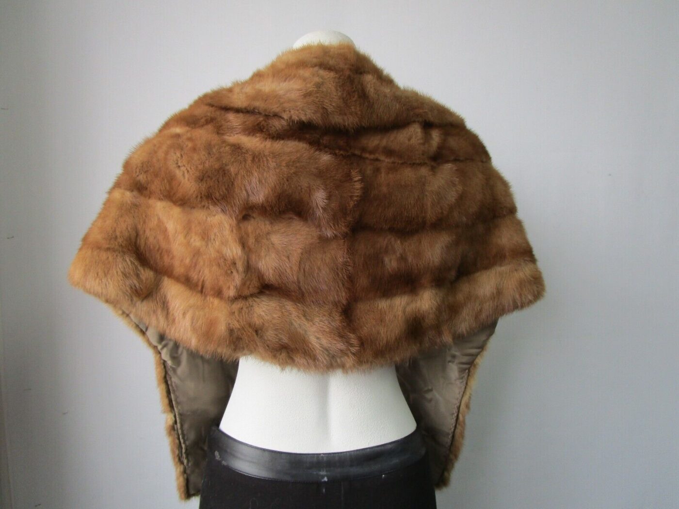 Women's Vintage MINT Mink Fur Shawl Stole Wrap Cape WEDDING Woman - Image 3