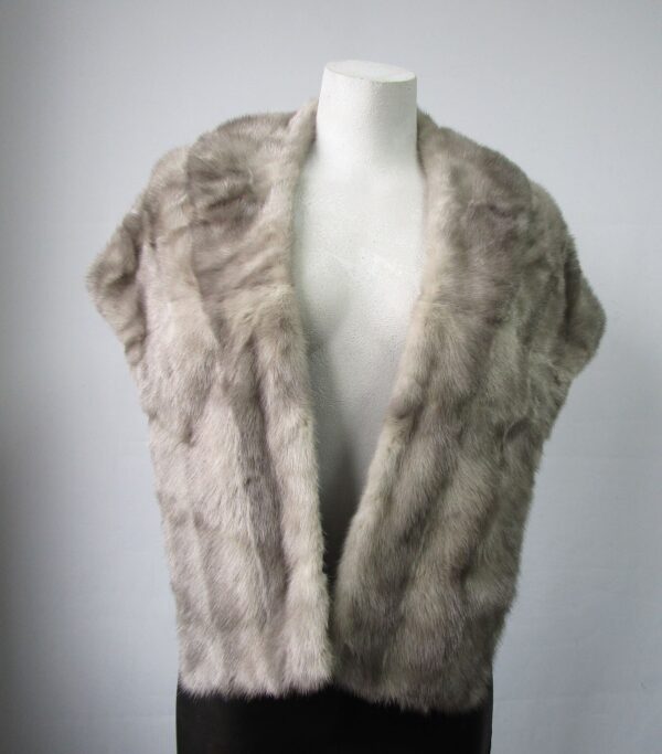 Women's Sapphire Mink Fur Stole Wrap Cape Wedding Woman MINT+ - Image 4