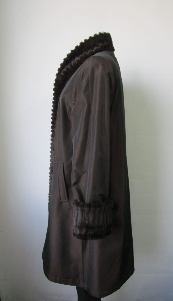 Women's Reversible Sheared Rabbit Fur Coat Raincoat Sz 8 MINT+ Woman - Image 6