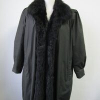 Women's Sz 14 MINT Raincoat Detachable Black Opossum Fur Vest Lining Woman