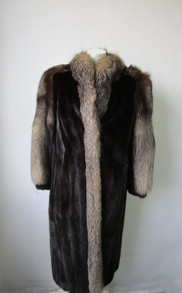 Women's Mink Fur Coat with Indigo Fox Fur MINT+ Sz 8 Woman - Image 2