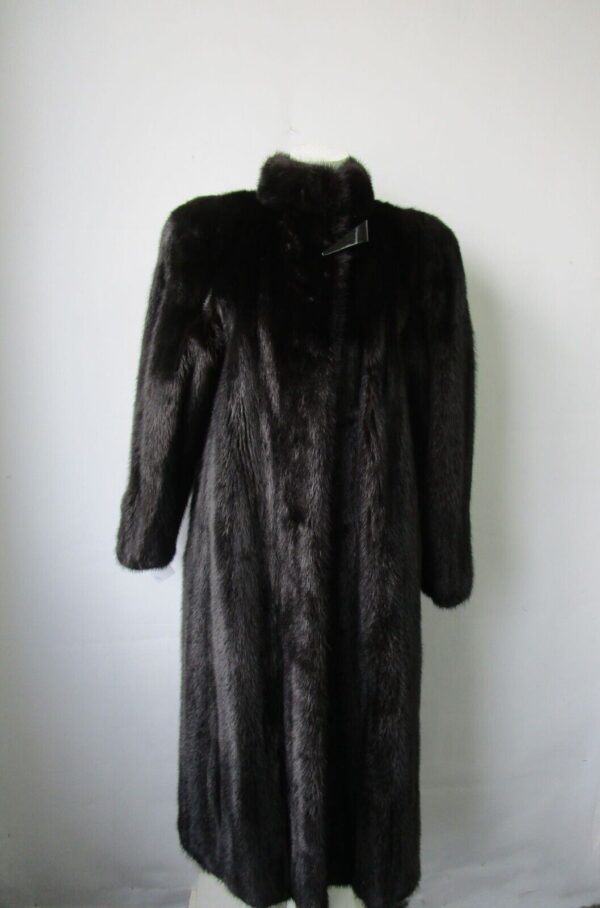Women's Sz 4 Canadian Natural Black Mink Fur Coat MINT+ Woman - Image 4