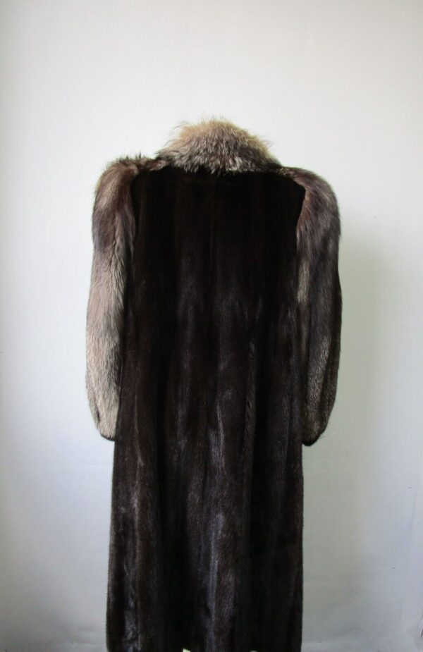 Women's Mink Fur Coat with Indigo Fox Fur MINT+ Sz 8 Woman - Image 5