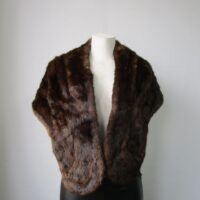 Women's Sz M Muskrat Fur Stole Wrap Cape MINT+ Woman