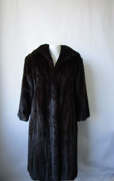 Mink Fur Coat Mint+ Sz 8 Dark Ranch Women's - Image 3