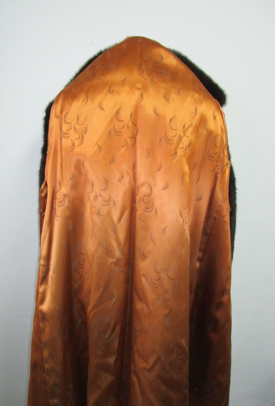 Mink Fur Coat Jacket MINT Women’s Sz 6 Natural Black - Image 4