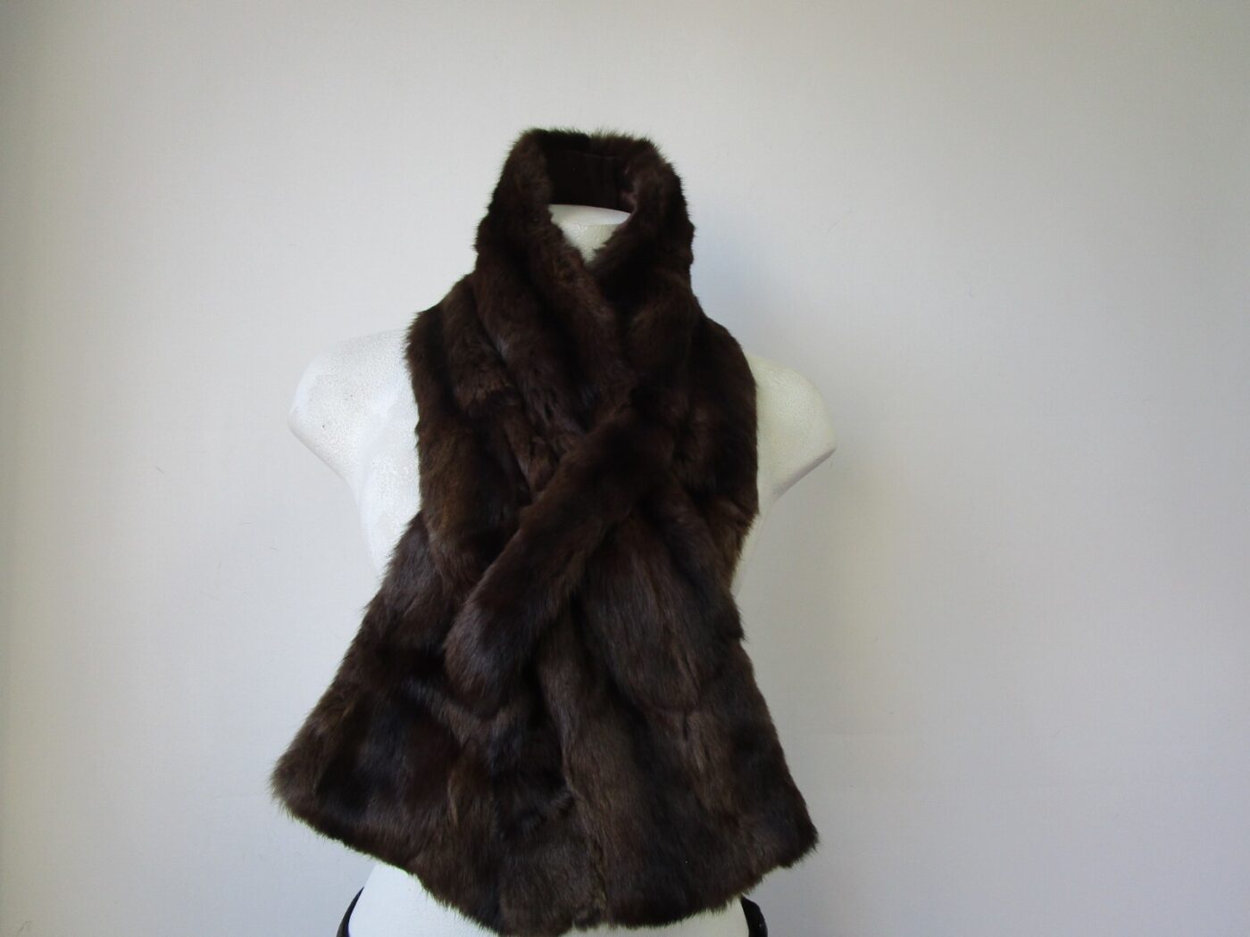 Women's Men's Unisex Squirrel Fur Collar Scarf SHOWROOM NEW