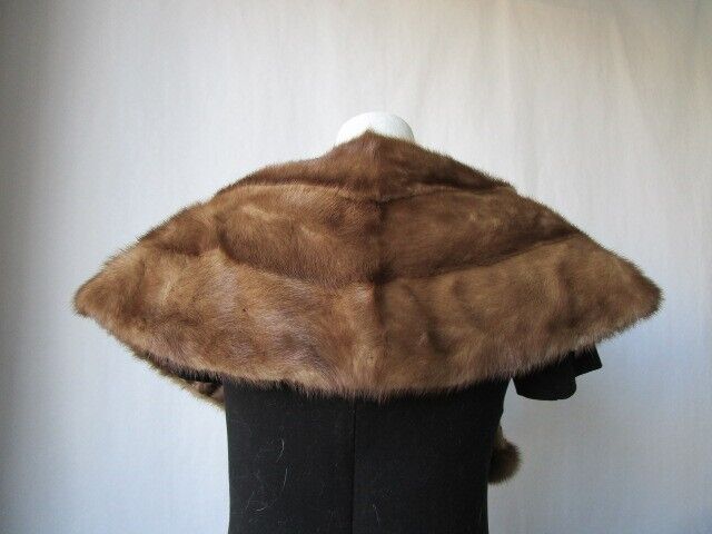 Mink Fur Cape Shawl Stole Wrap Cape MINT Wedding - Image 2