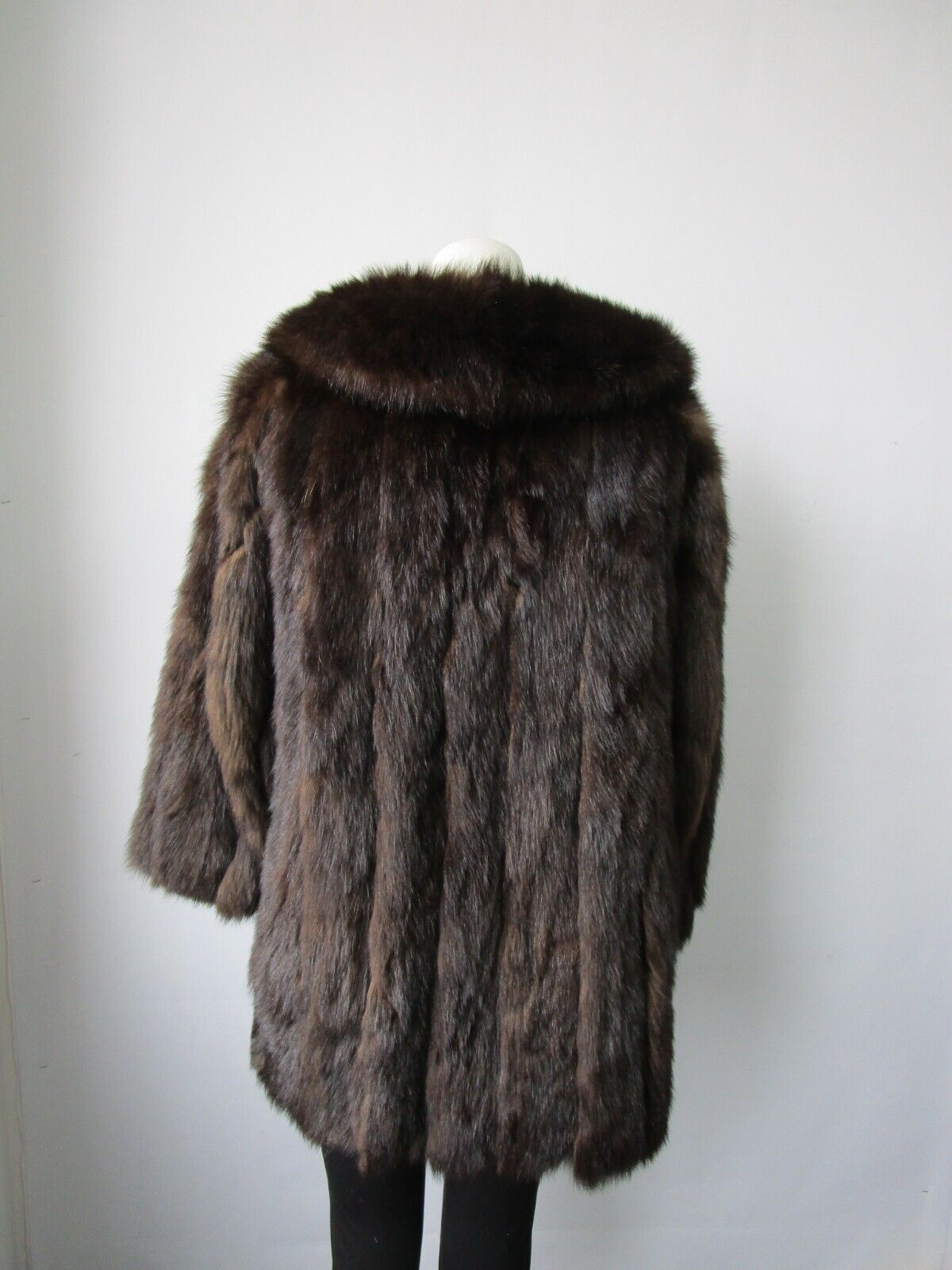 Women's Sz 8 Raccoon Fur Coat Jacket MINT - Image 4