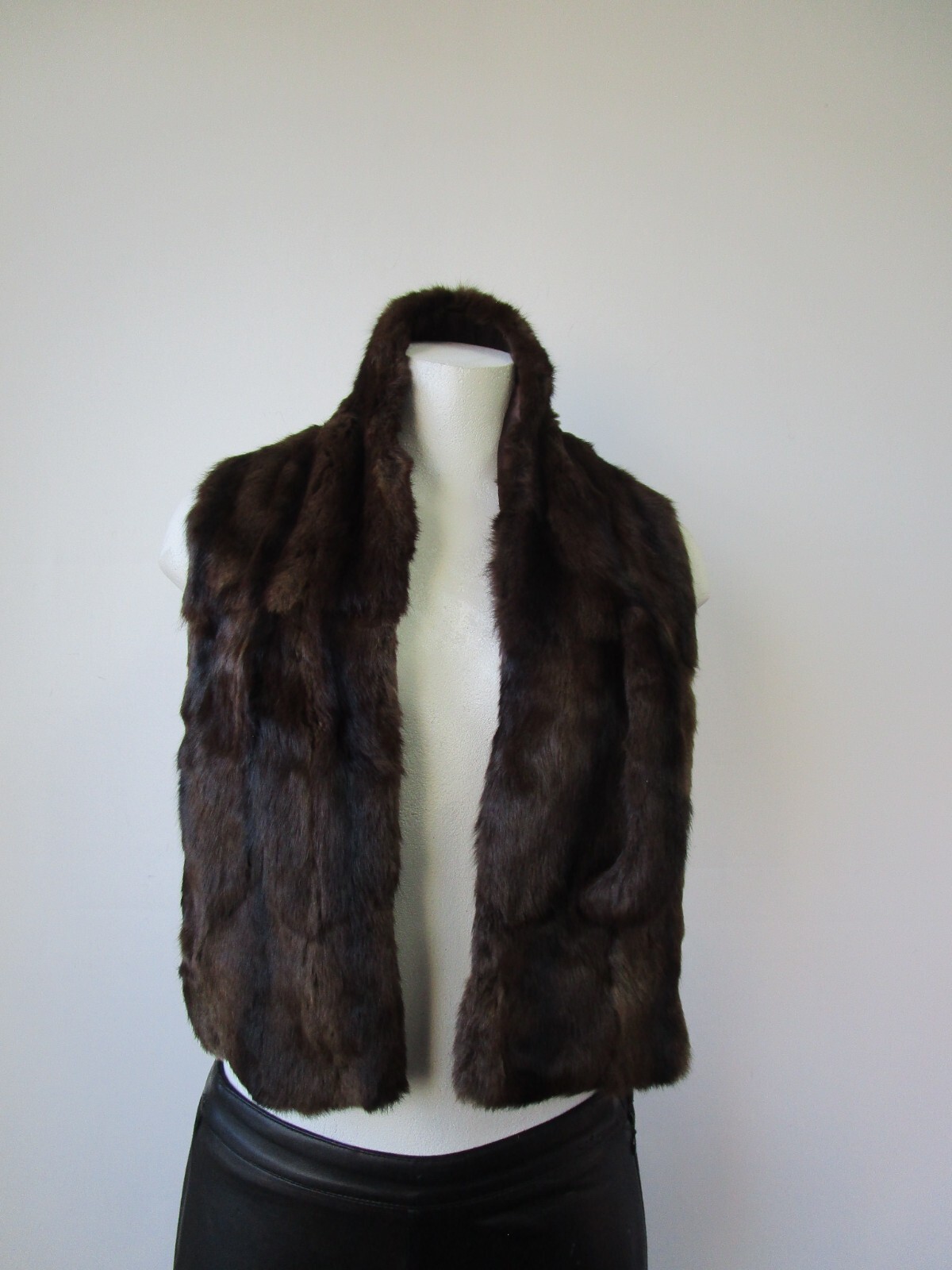 Unisex Squirrel Fur Collar Scarf SHOWROOM NEW - Image 2