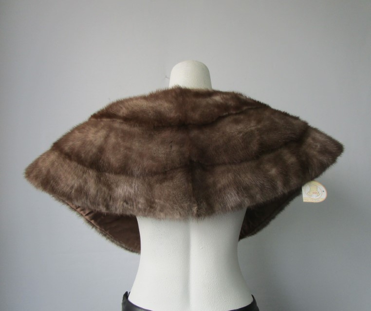 Mink Fur Collar Shawl Stole Wrap Cape MINT WEDDING - Image 2