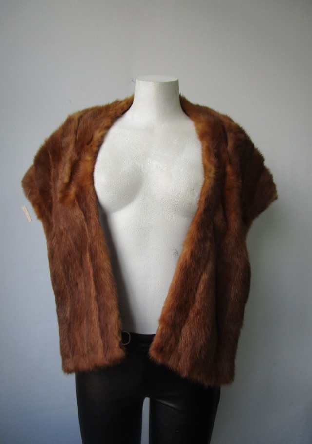 Reddish Mink Fur Stole Wrap Cape Wedding MINT - Image 2