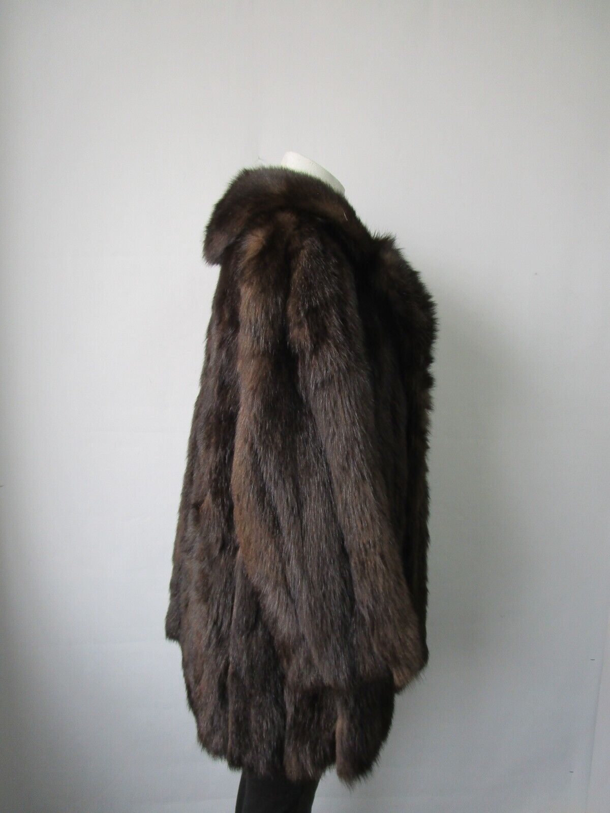 Women's Sz 8 Raccoon Fur Coat Jacket MINT - Image 2