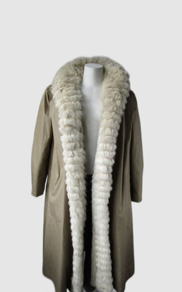MINT Raincoat Fox Rabbit Fur Vest Women's 10/12