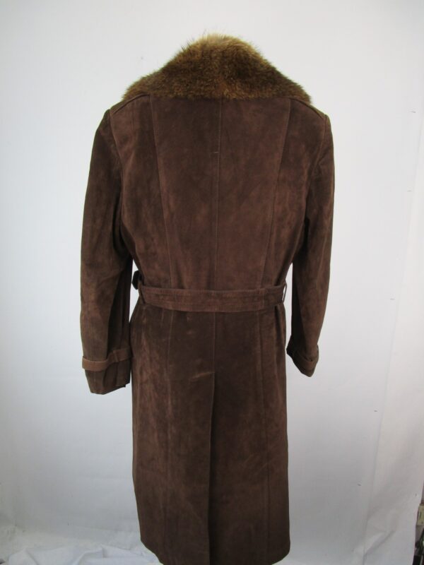 Women's Sz 10 Brown Suede Coat with Raccoon Fur Collar MINT Woman - Image 5