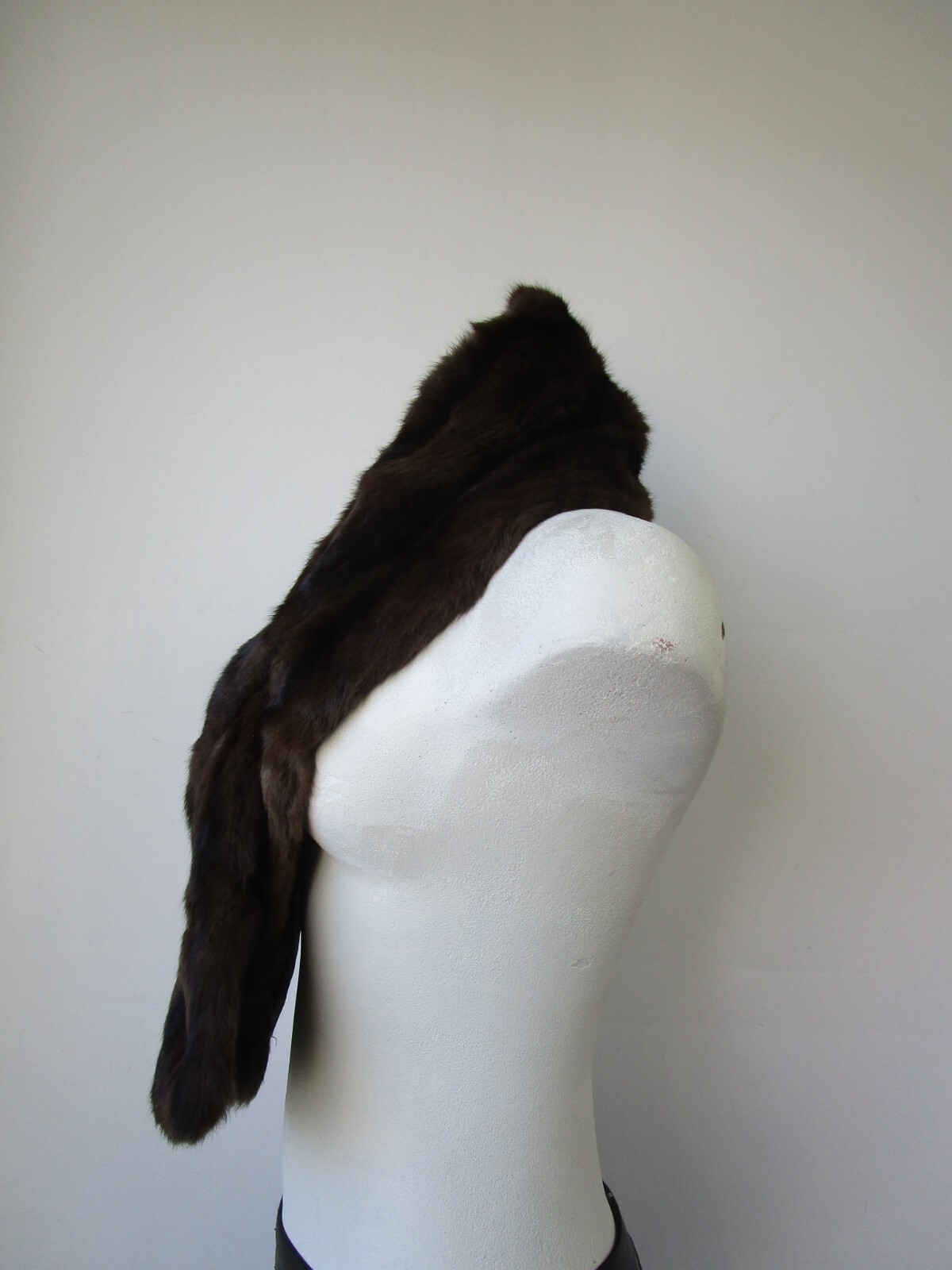 Unisex Squirrel Fur Collar Scarf SHOWROOM NEW - Image 4