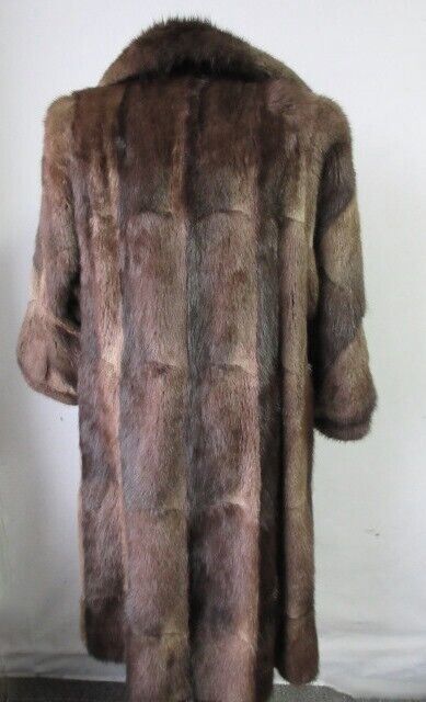 Muskrat Fur Coat MINT Sz 8 Women's - Image 4