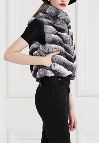 Women's S Chinchilla Fur Vest New - Image 5