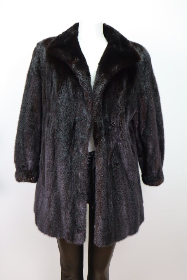 Women's Natural Dark Ranch Mink Fur Coat Jacket MINT Size 10 | MG5154 - Image 2