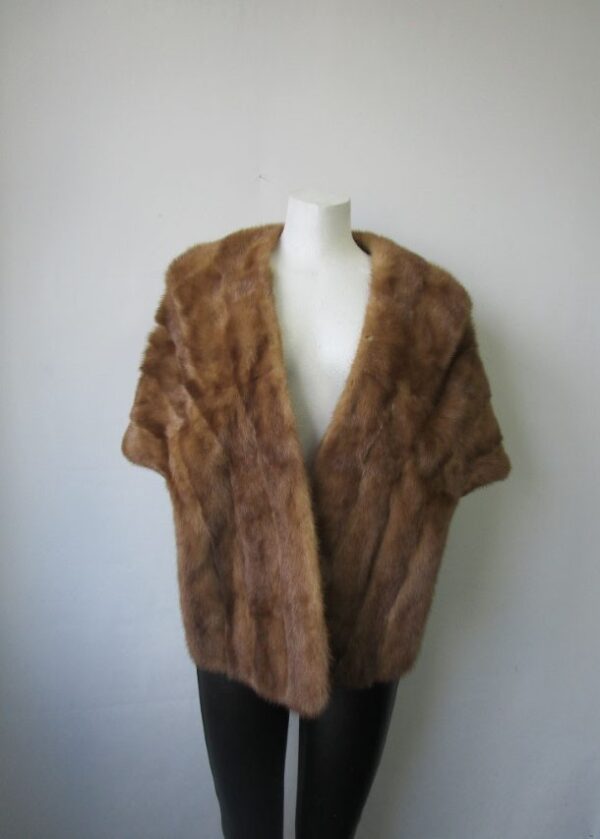 Women's Mink Fur Stole Wrap Cape in Fur in MINT Wedding - Image 2